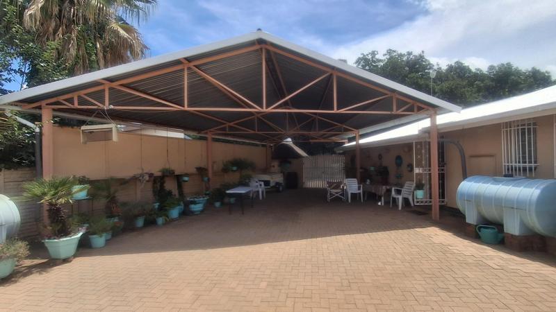 4 Bedroom Property for Sale in Meyerhof Free State